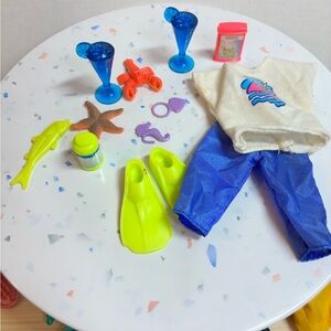 1996 Barbie Ocean Friends Fashions Camping Beach Drinks Sea Life Flippers Turtle